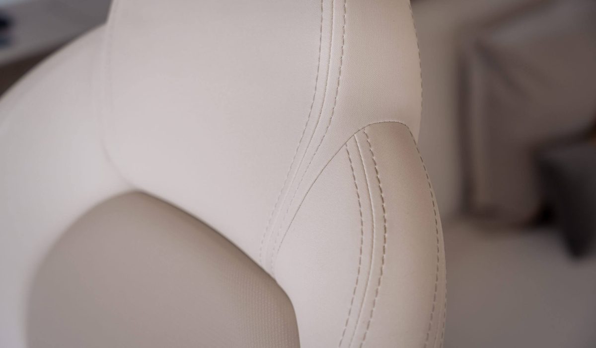 Majesty-60_Details_2-scaled