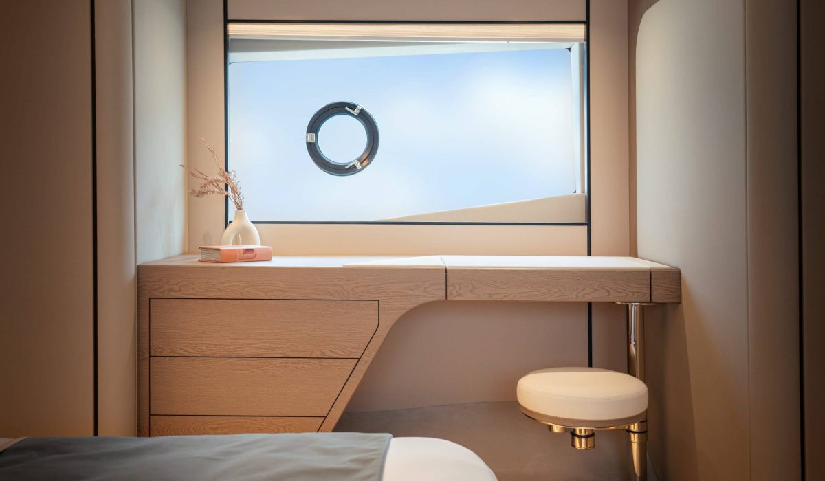 Majesty-60_Details_4-scaled