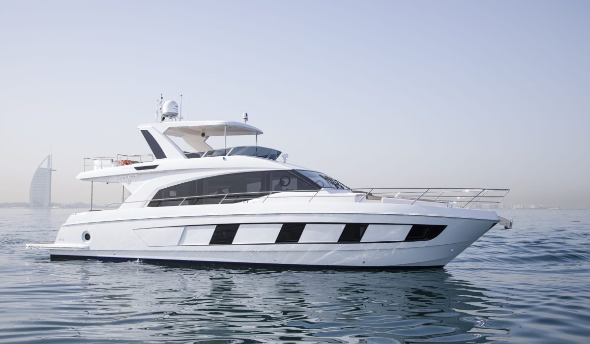 Majesty 62 Ngoai that 6