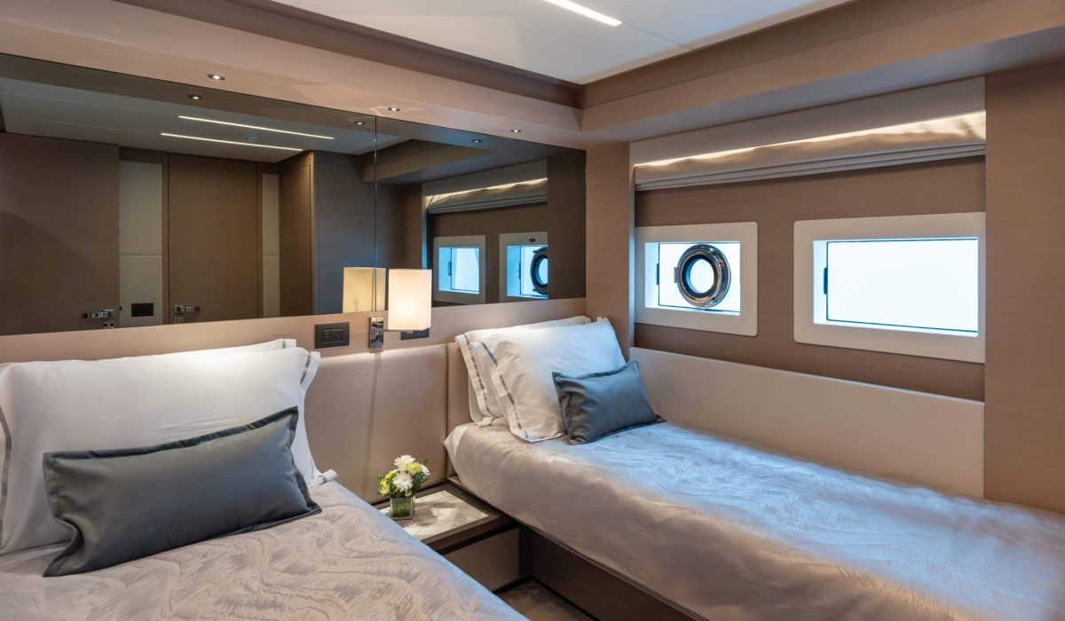 Twin-Guest-Stateroom-1-scaled