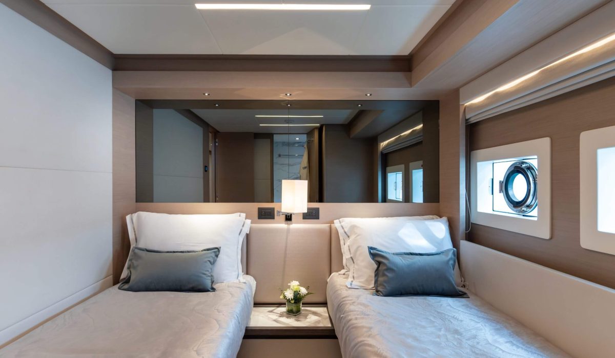 Twin-Guest-Stateroom-2-scaled