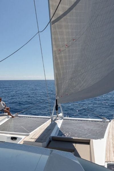 alegria-67-fountaine-pajot-sailing-catamarans-img3-min