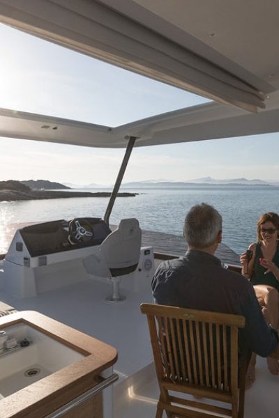 my-44-fountaine-pajot-motor-yachts-img-10